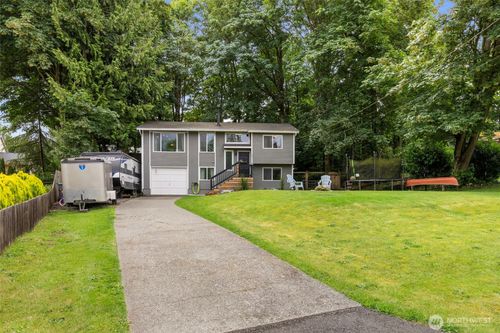 1903 Nw Russell St, Poulsbo, WA, 98370-9518 | Card Image