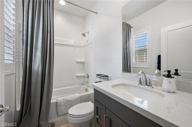 407 Coyote Pass, Condo with 3 bedrooms, 4 bathrooms and 2 parking in Lake Forest CA | Image 25