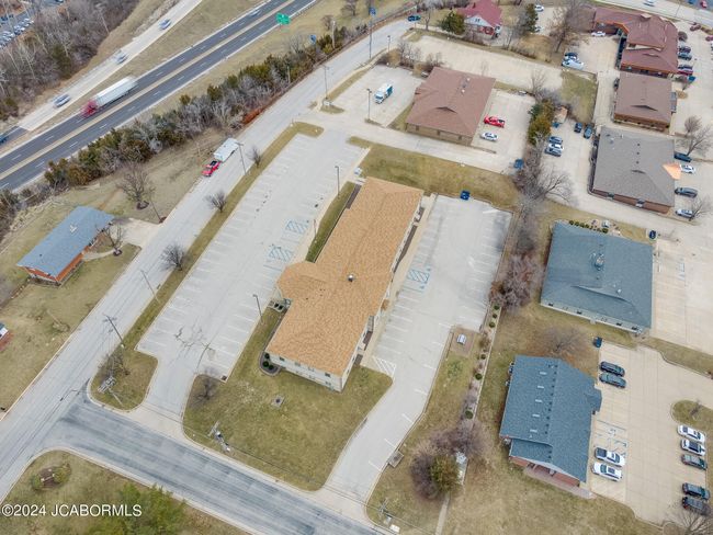 2023 Saint Marys Blvd, Home with 0 bedrooms, 4 bathrooms and 90 parking in JEFFERSON CITY MO | Image 5