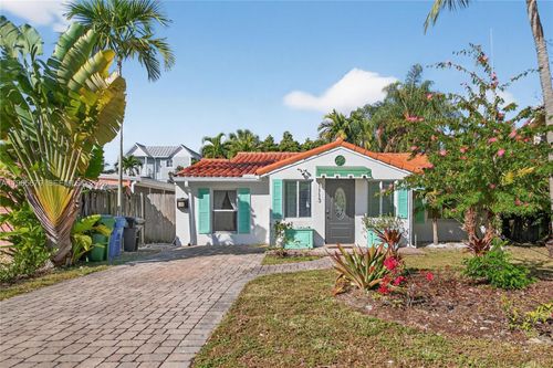 1113 N Victoria Park Rd, Fort Lauderdale, FL, 33304-2415 | Card Image