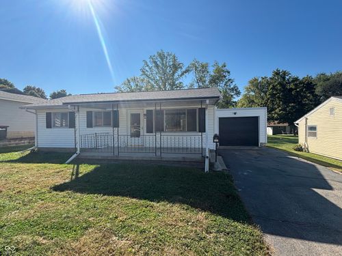 107 E Sycamore St, Attica, IN, 47918-1831 | Card Image