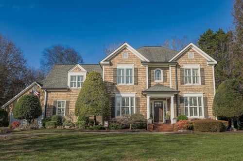 103 Southwind Ter, Dalton, GA, 30720-9254 | Card Image