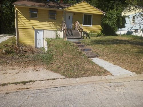3422 E 54th St, Kansas City, MO, 64130-4027 | Card Image