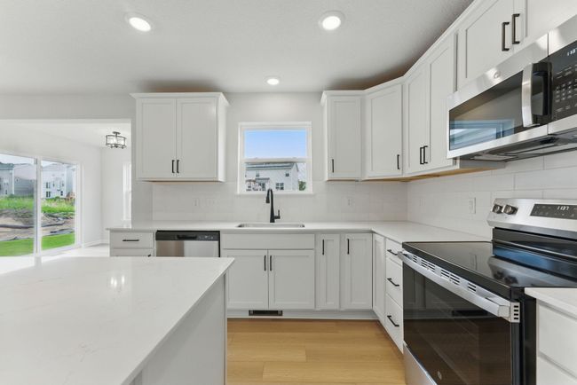 Kitchen | Image 18