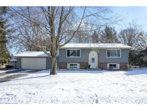 4740 Victoria Street, SHOREVIEW, MN, 55126 | Card Image