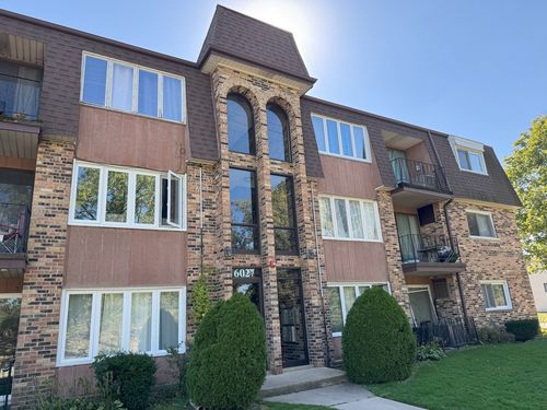 1a-6027 103rd St, Chicago Ridge, IL, 60415-1624 | Card Image