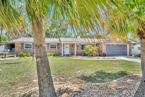 9830 Bunker Rd, Leesburg, FL, 34788-3600 | Card Image