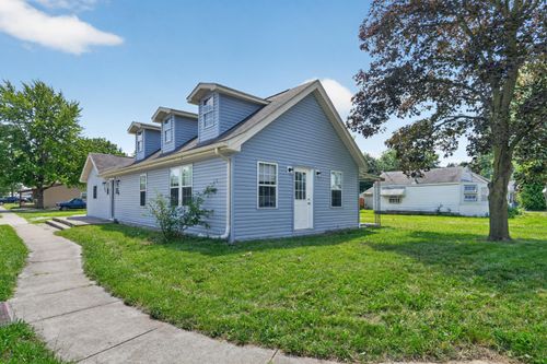 355 Woodlawn Ave, Columbus, OH, 43228-5230 | Card Image