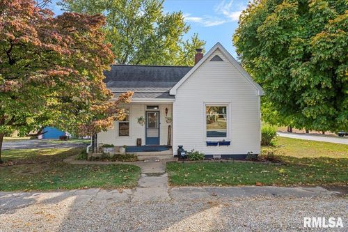 820 W Washington St, Ashland, IL, 62612 | Card Image