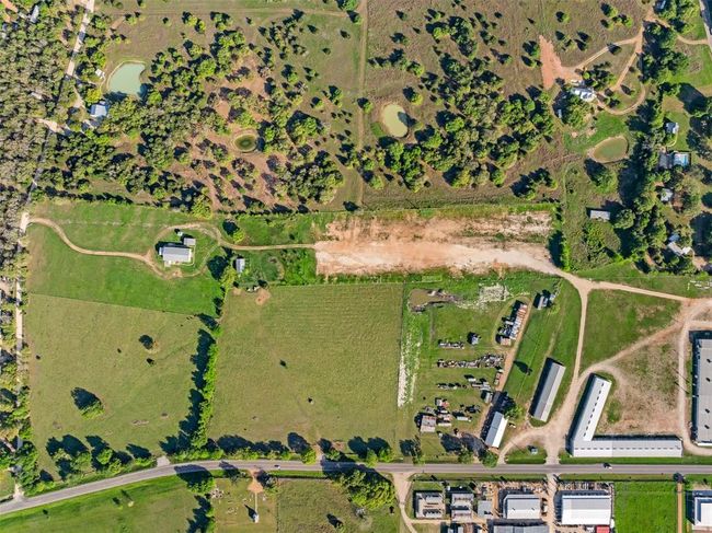 150 Huenefeld Ln, Home with 2 bedrooms, 3 bathrooms and 1 parking in Round Top TX | Image 30