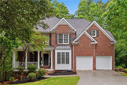 682 Montglade Ct, Suwanee, GA, 30024-7482 | Card Image