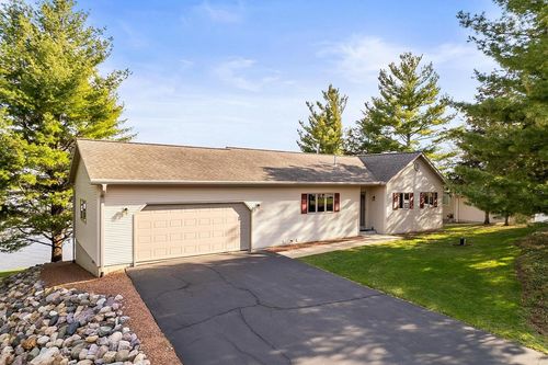 S7214 Camp Lake Wisconsin Road, Merrimac, WI, 53561 | Card Image