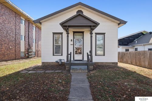 2305 S St, Lincoln, NE, 68503-3045 | Card Image
