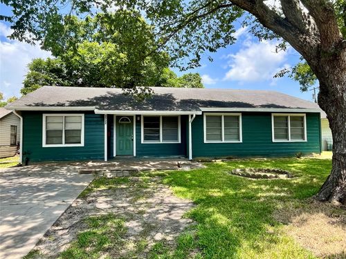 2922 Robinson Blvd, Texas City, TX, 77590-6837 | Card Image