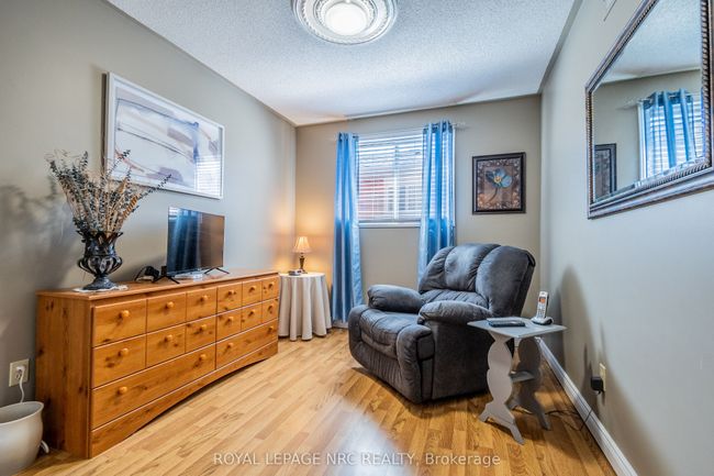 31 Rollins Dr, House other with 3 bedrooms, 2 bathrooms and 2 parking in Welland ON | Image 19