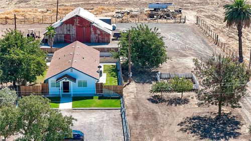 10595 Childs Ave, Le Grand, CA, 95333-9757 | Card Image