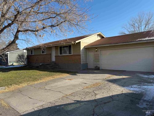 4926 Easy St, Chubbuck, ID, 83202-2512 | Card Image