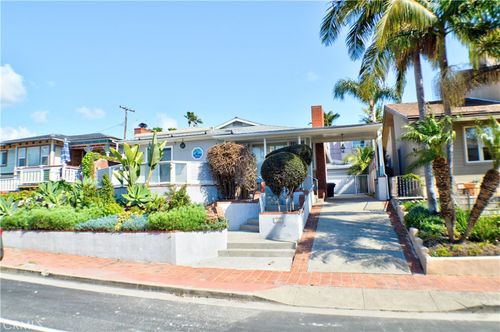 123 W Avenida Valencia, San Clemente, CA, 92672-4241 | Card Image