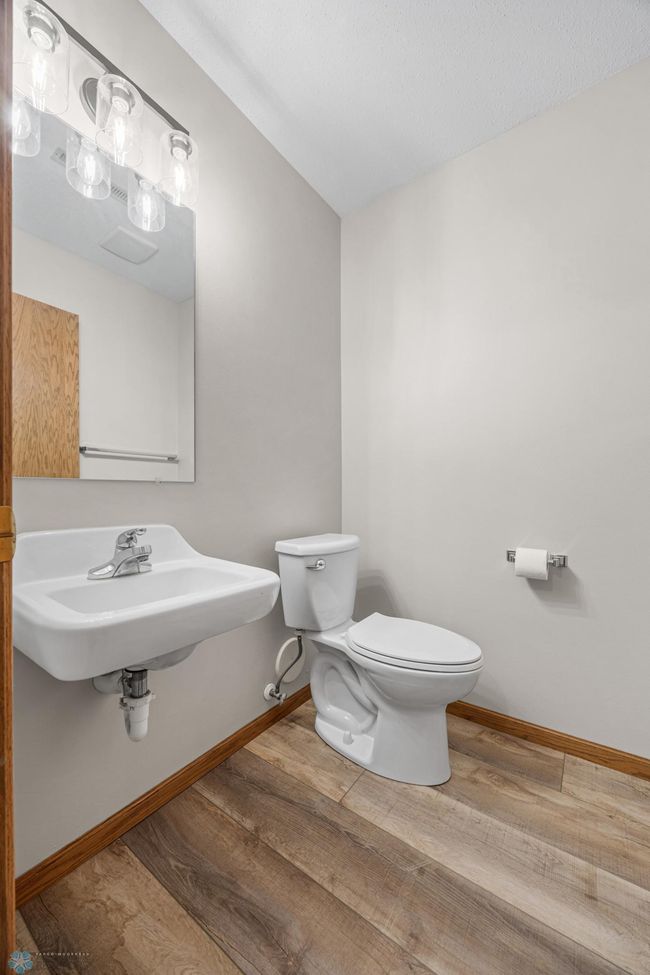 Bathroom | Image 19