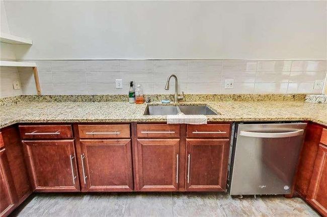 3121 Lynnray Dr, House other with 3 bedrooms, 2 bathrooms and 2 parking in Doraville GA | Image 13