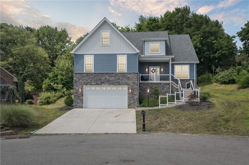 9 Puskar Ln, Canonsburg, PA, 15317-1998 | Card Image
