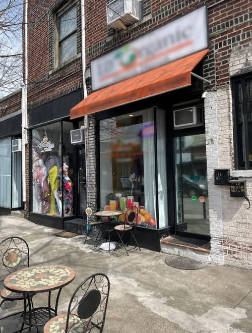 18705 Linden Boulevard, New York, NY, 11412 | Card Image