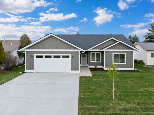 105 Trevino Dr, Kalispell, MT, 59901-2776 | Card Image