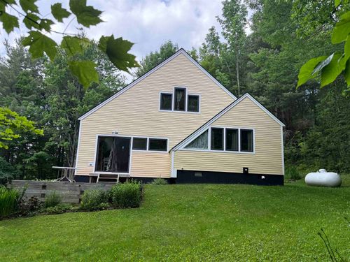 93 Senor Rd, Warren, VT, 05674 | Card Image