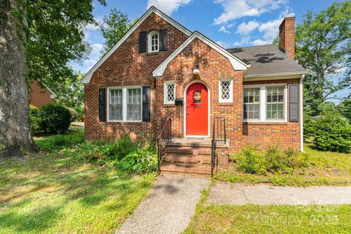 342 Cliff Rd, Asheboro, NC, 27203-5804 | Card Image