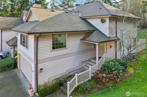 apt-135-6910 Old Redmond Rd, Redmond, WA, 98052-6832 | Card Image