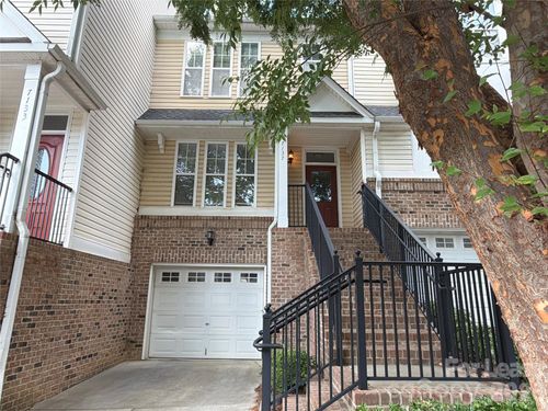 7137 Founders Club Ct, Charlotte, NC, 28269-6250 | Card Image