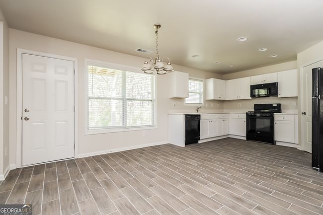 304 Hawken Trl, House other with 3 bedrooms, 3 bathrooms and null parking in Mcdonough GA | Image 7