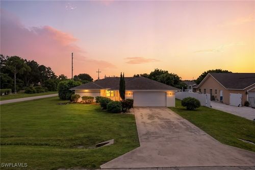 96 Wickliffe Dr, NAPLES, FL, 34110-1332 | Card Image