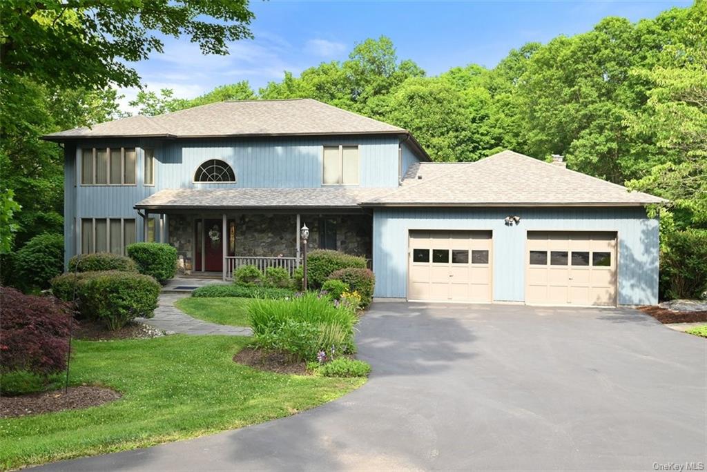 Dennis Dr, Highland Mills, NY 10930