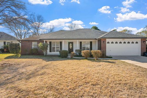 4572 Castlewood Ln, Niceville, FL, 32578-8798 | Card Image
