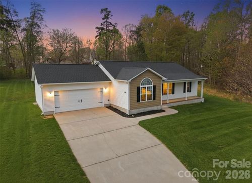 217 Winding Cedar Dr, Statesville, NC, 28677-8451 | Card Image