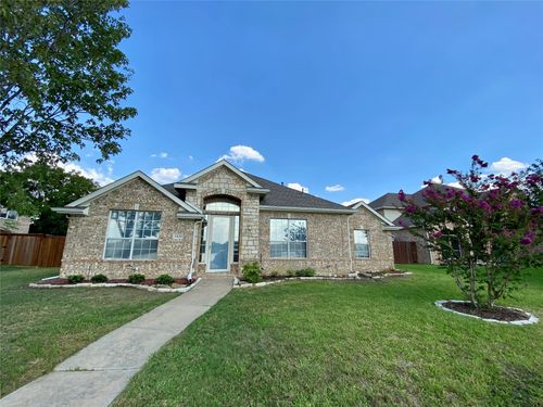 1420 Hudspeth Dr, Carrollton, TX, 75010-6472 | Card Image
