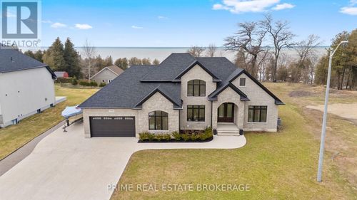 939 Bogdanovic Way, Kincardine, ON, N2Z0H4 | Card Image