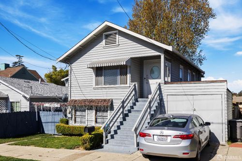 3753 Midvale Ave, Oakland, CA, 94602-3936 | Card Image