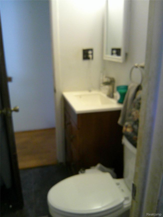 Half Bath off Master - Dual Entry | Image 15