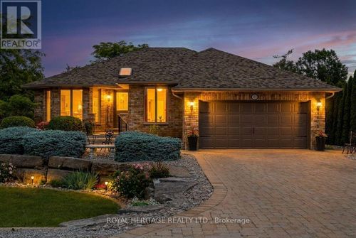 43 Huntingwood Crescent, Kawartha Lakes (Bobcaygeon), ON, K0M1A0 | Card Image