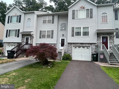 126 Riders Way, LEBANON, PA, 17042-9059 | Card Image