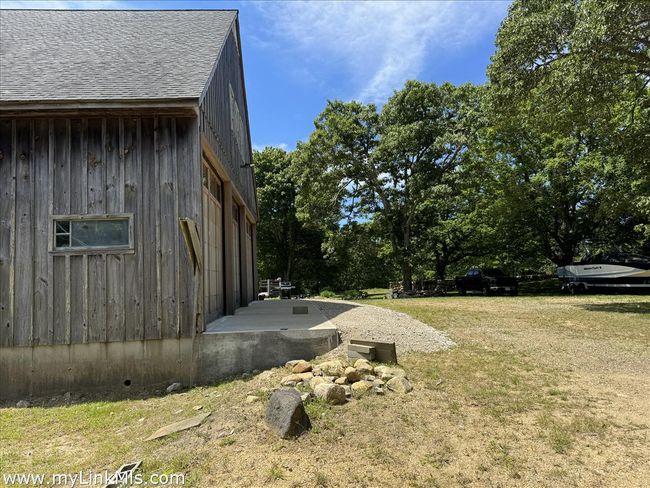 9 Moshup Trl, House other with 2 bedrooms, 2 bathrooms and null parking in Aquinnah MA | Image 9