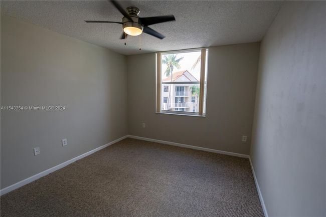 APT-307 - 2711 Ocean Club Blvd, Condo with 2 bedrooms, 2 bathrooms and null parking in Hollywood FL | Image 17