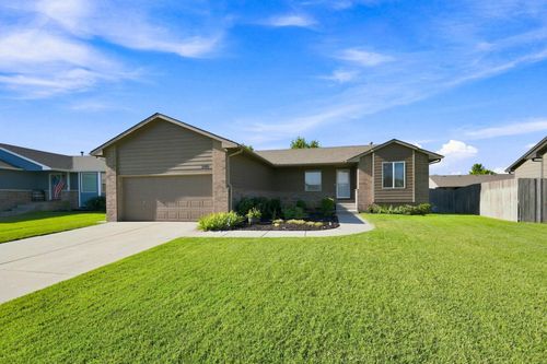 2609 E Casey Dr, Goddard, KS, 67052-8590 | Card Image