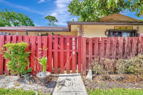 apt-a-4296 Woodstock Dr, West Palm Beach, FL, 33409-2940 | Card Image