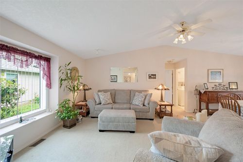 128 Camas Lane, View Royal, BC, V9A7M2 | Card Image