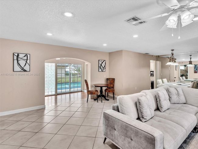 8970 Johnson St, House other with 3 bedrooms, 2 bathrooms and null parking in Pembroke Pines FL | Image 16