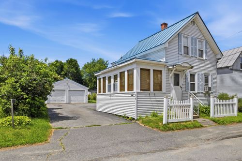 215 Water St, Waterville, ME, 04901-6352 | Card Image