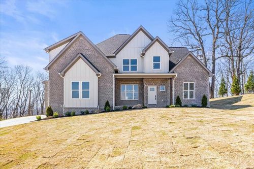 7833 Stonehenge Dr, Chattanooga, TN, 37421-1113 | Card Image